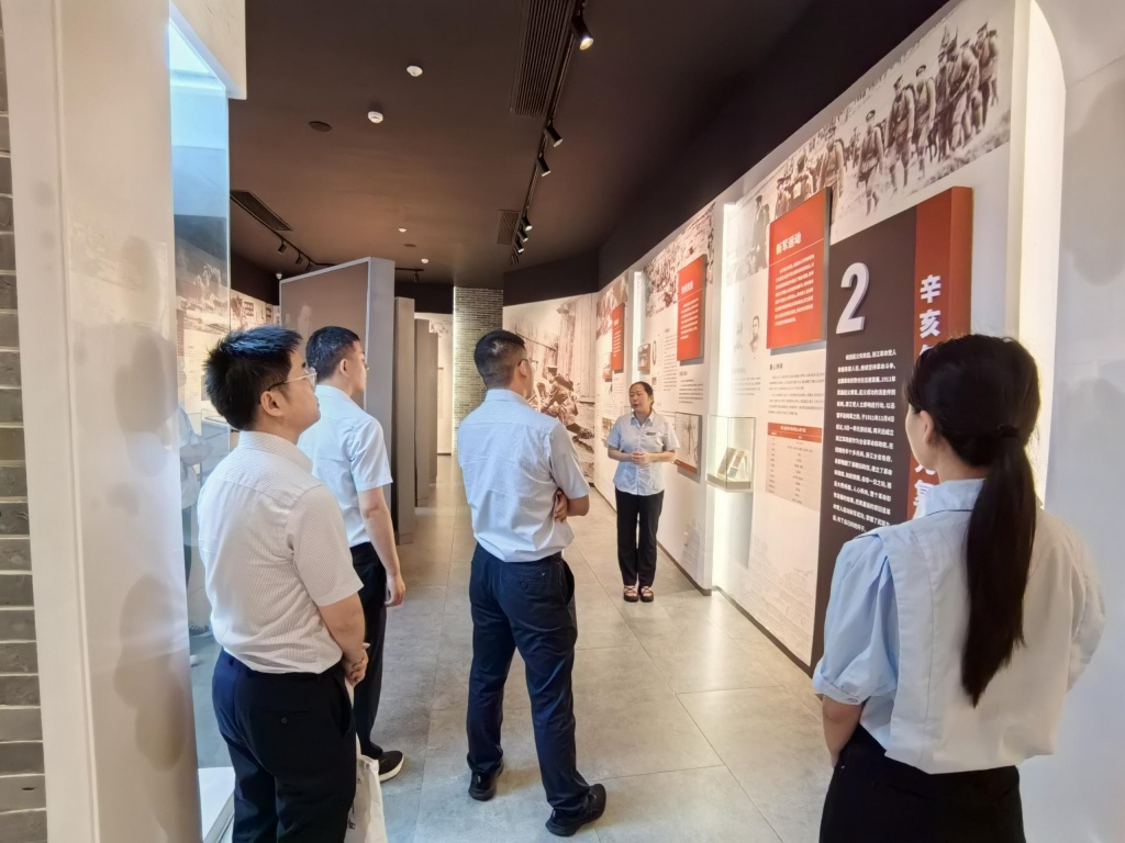 20250725-徽商期货浙江区党支部开展“致敬革命先烈，传承革命精神”主题党日活动-方逸杰-2